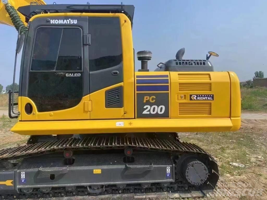 Komatsu PC 200-8 Escavadoras Midi 7t - 12t