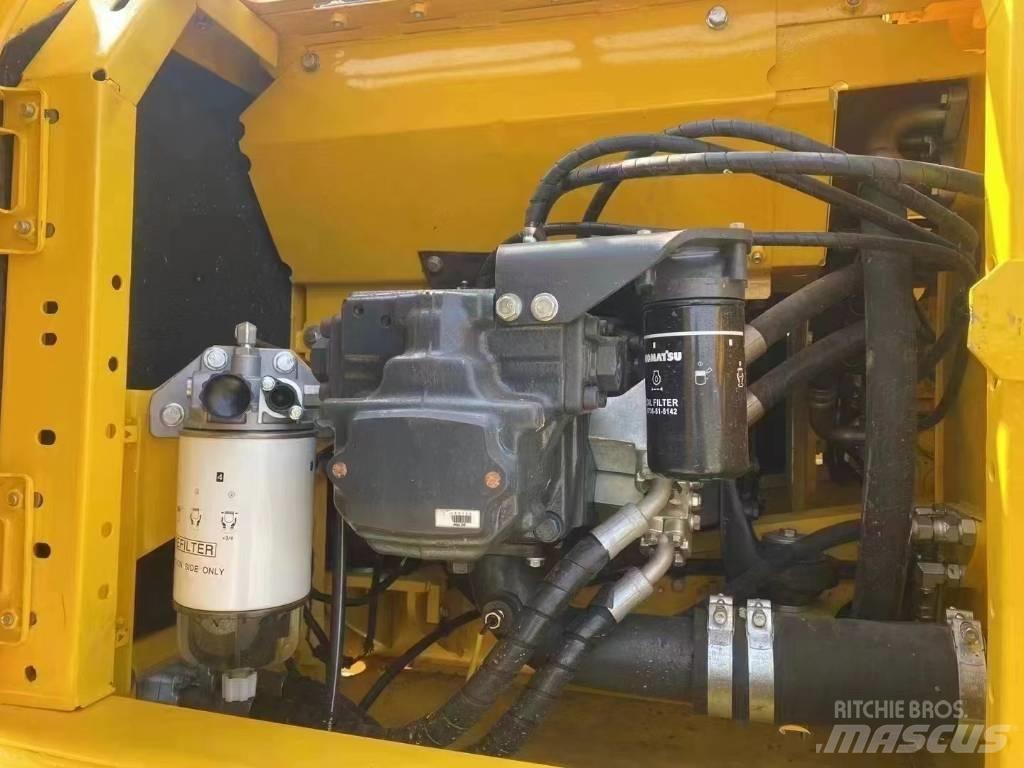 Komatsu PC 200-8 Escavadoras Midi 7t - 12t