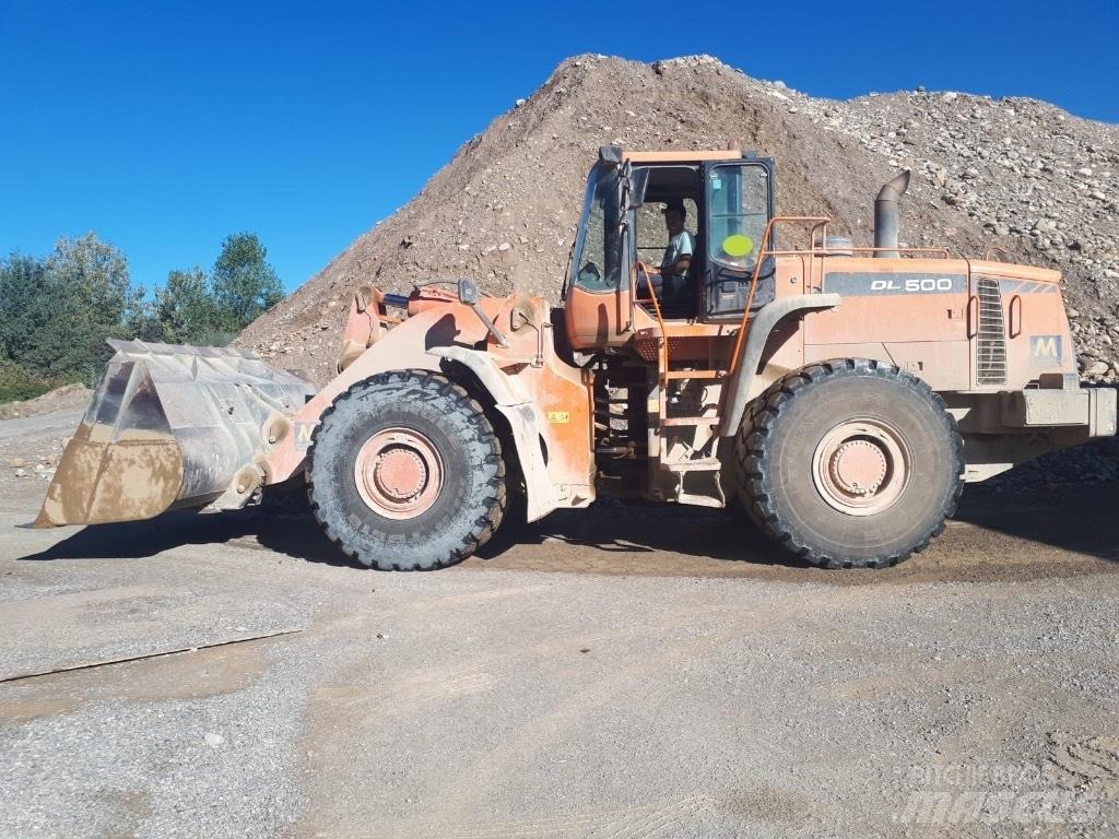 Doosan DL 500 Pás carregadoras de rodas