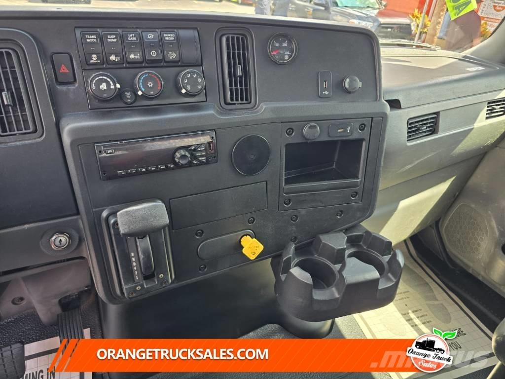 International MV607 Camiões estrado/caixa aberta