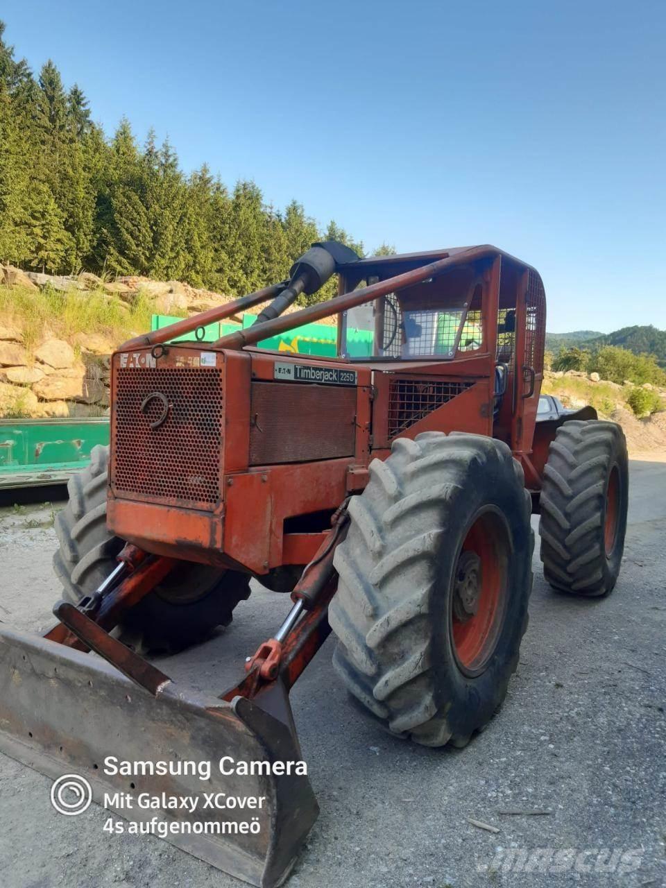 Timberjack 225 D Rechegadores