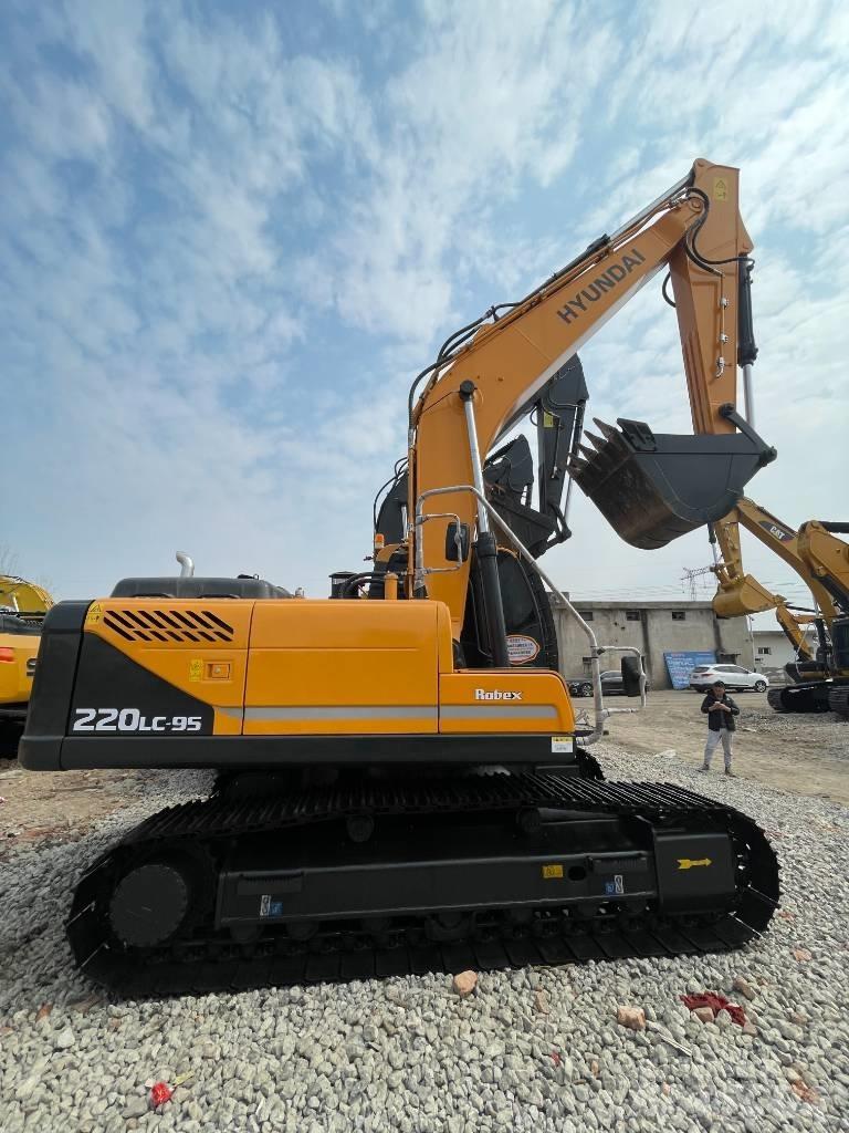 Hyundai 220 Escavadoras de rastos