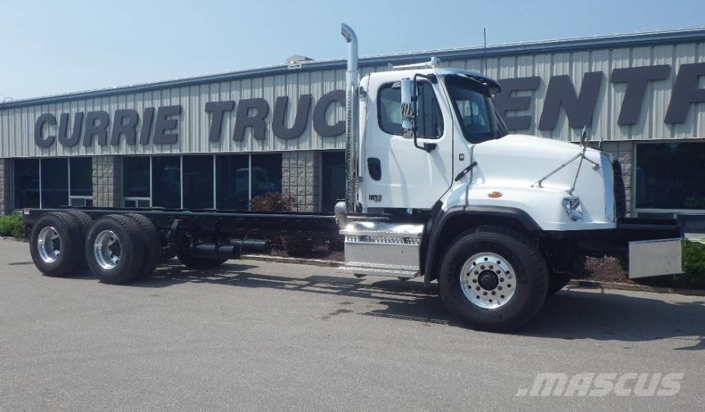 Freightliner 114 SD Camiões de chassis e cabine