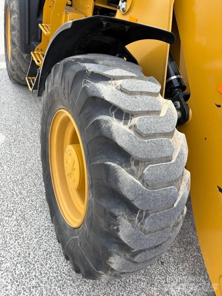 CAT 918 M Pás carregadoras de rodas