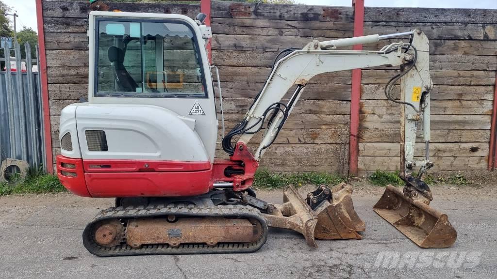 Takeuchi TB 230 Mini Escavadoras <7t