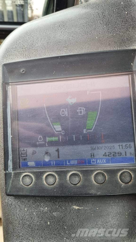 Takeuchi TB 230 Mini Escavadoras <7t