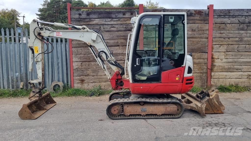 Takeuchi TB 230 Mini Escavadoras <7t