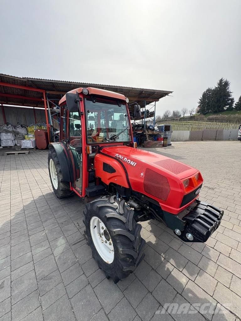 Goldoni STAR 85 Tratores Agrícolas usados