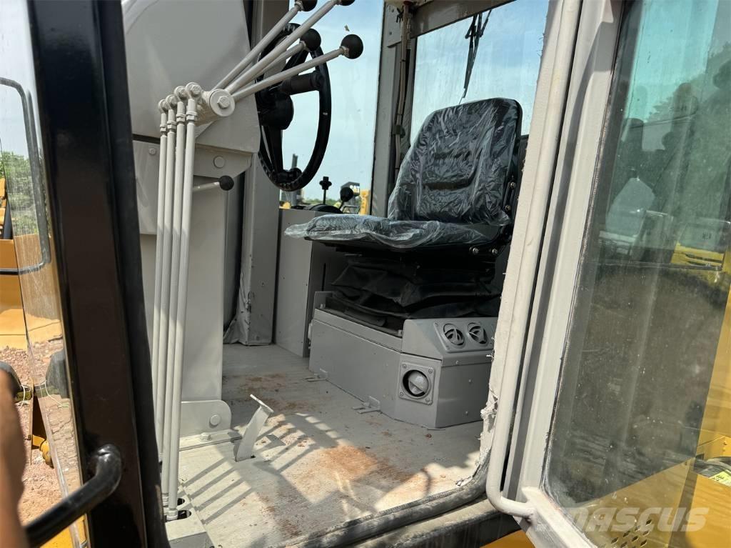 CAT 140G Motoniveladoras