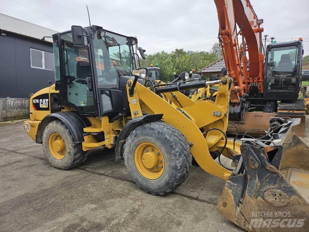 CAT 907M Pás carregadoras de rodas