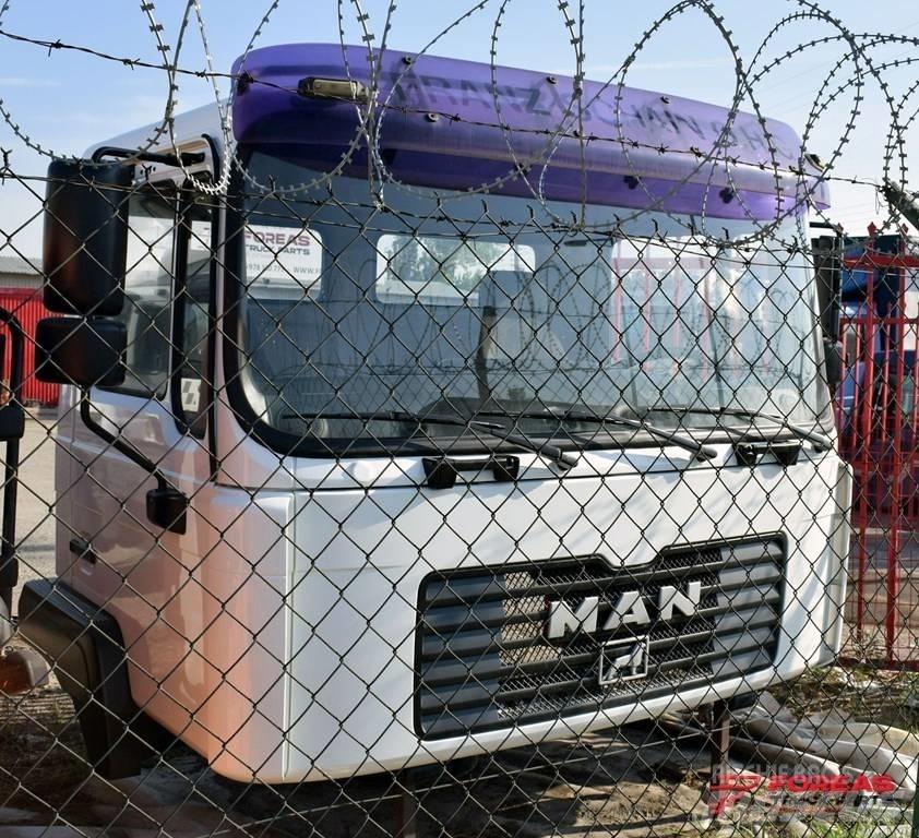 MAN SERIES 4 Cabines e interior