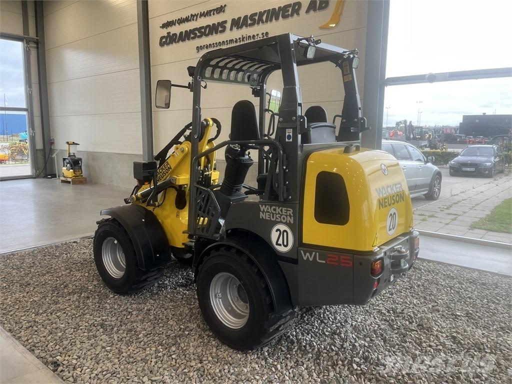 Wacker Neuson WL 25 Pás carregadoras de rodas