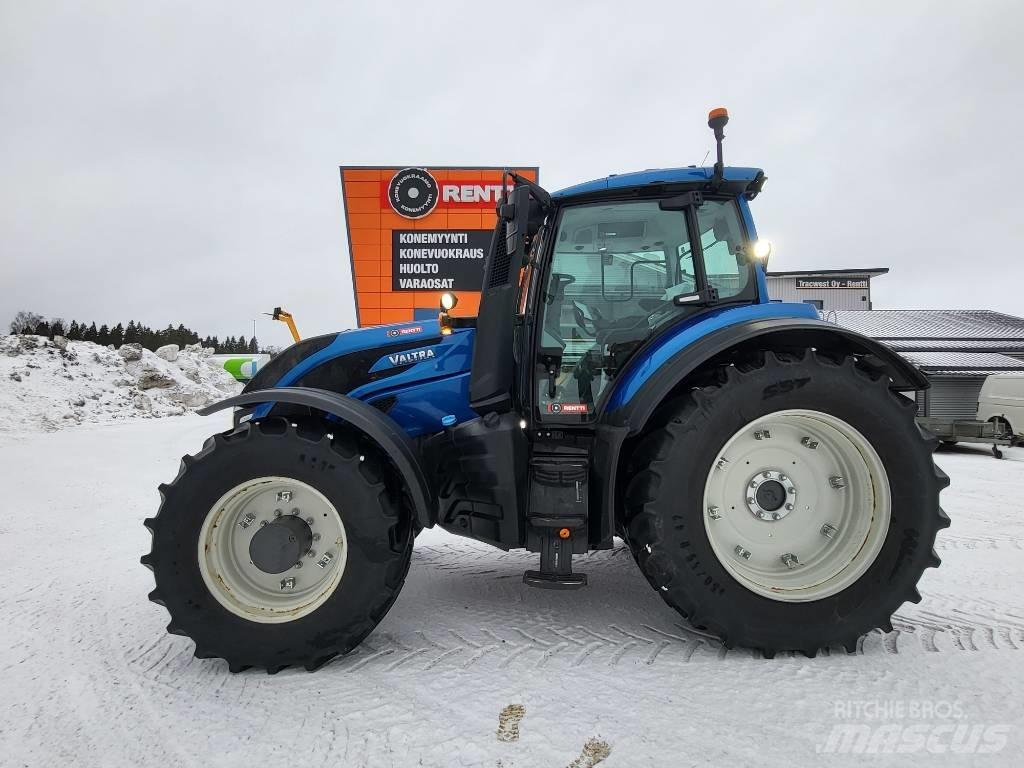 Valtra T 215 Tratores Agrícolas usados