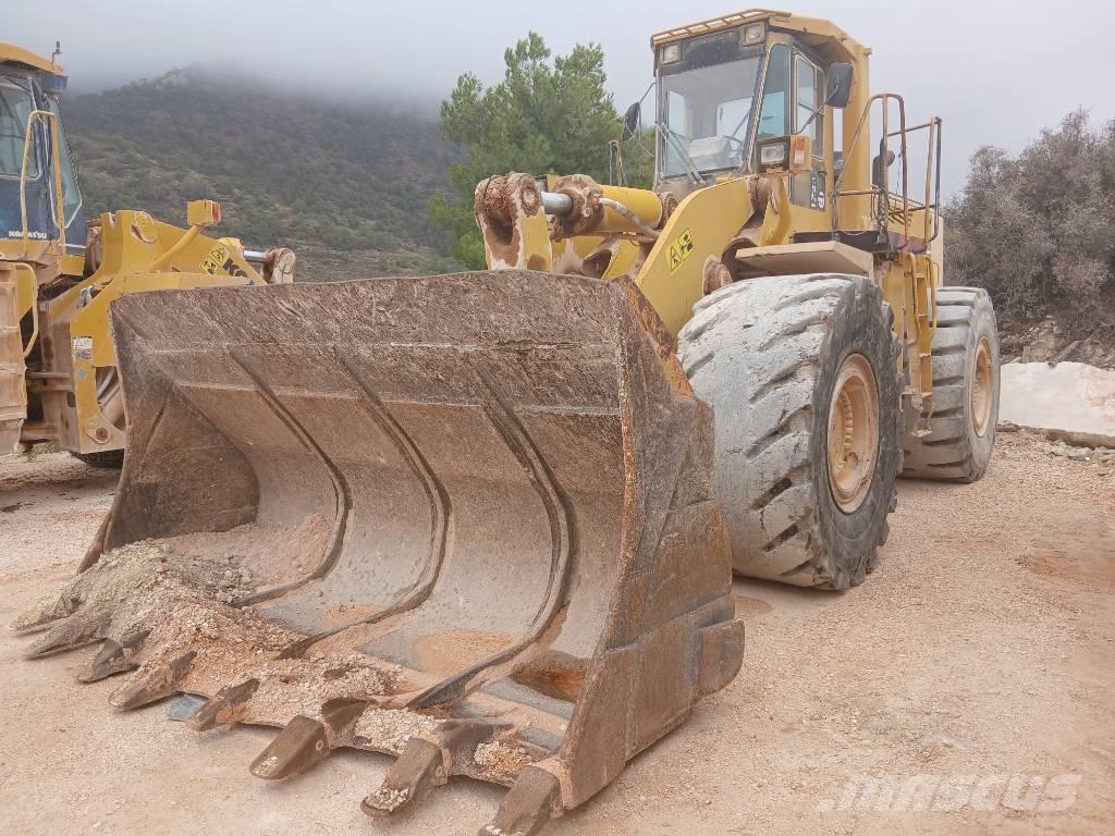 Komatsu WA 600-1 Pás carregadoras de rodas