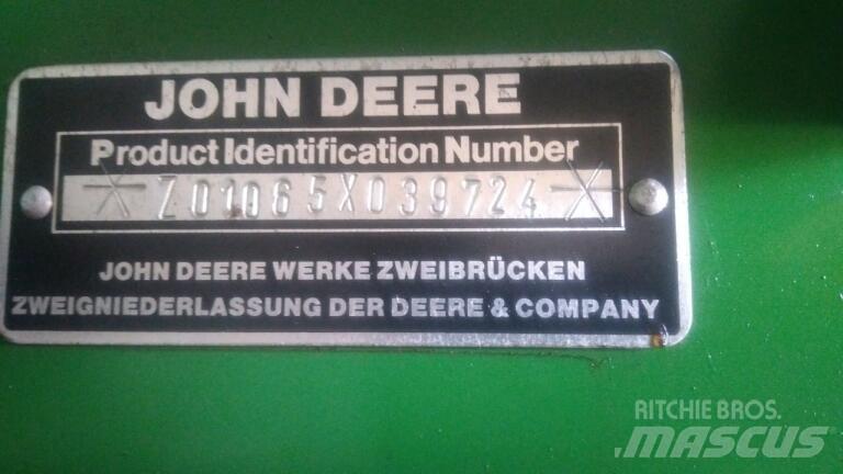 John Deere 1065 Ceifeiras debulhadoras