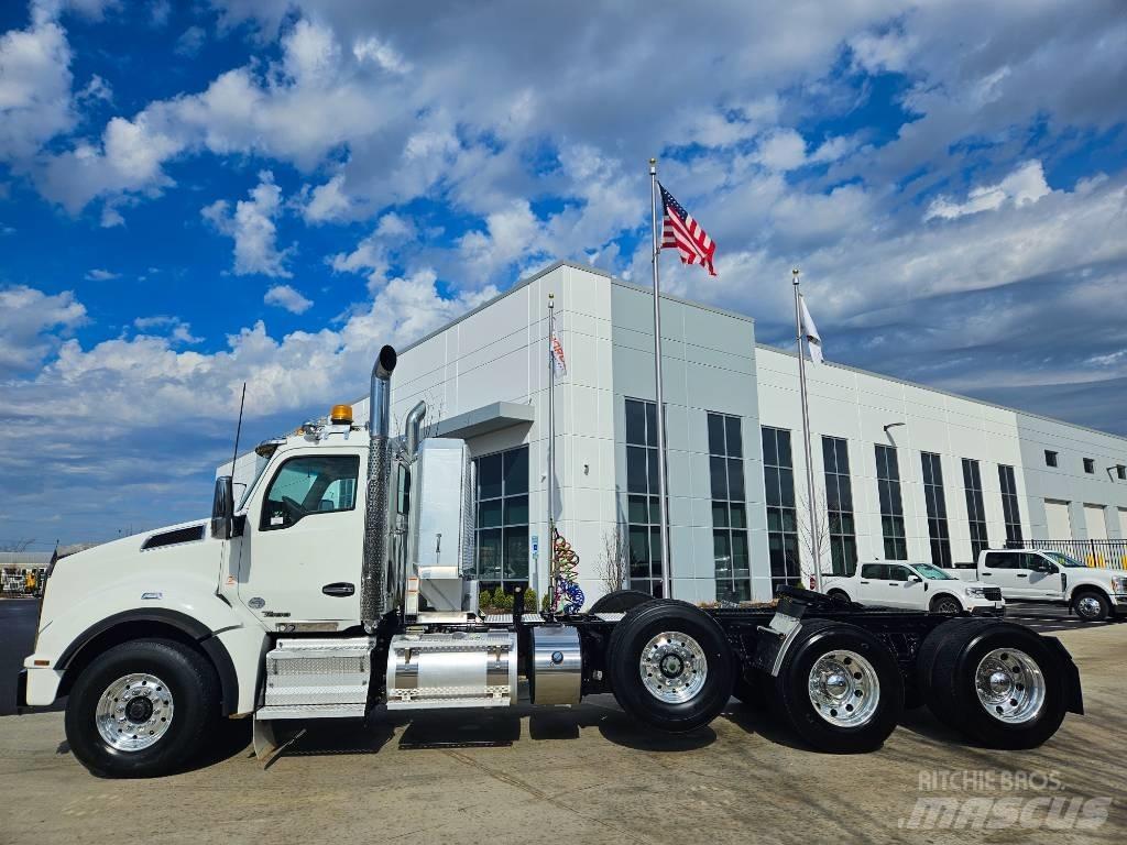 Kenworth T 880 Tractores (camiões)