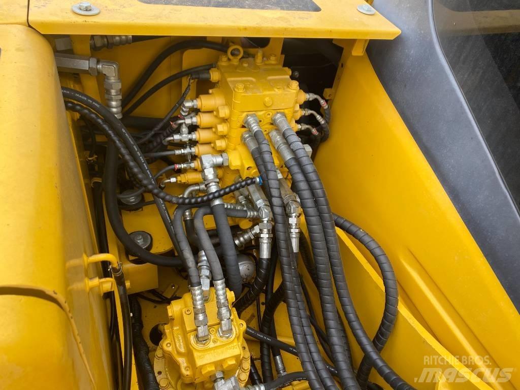 Komatsu 110LC-7 Escavadoras de rastos