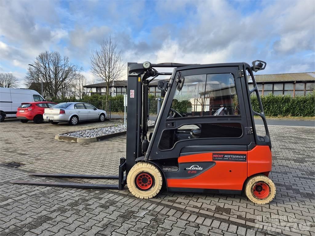 Linde E25L-01- Empilhadores eléctricos