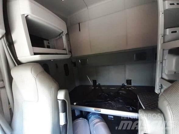 Kenworth T680 Tractores (camiões)