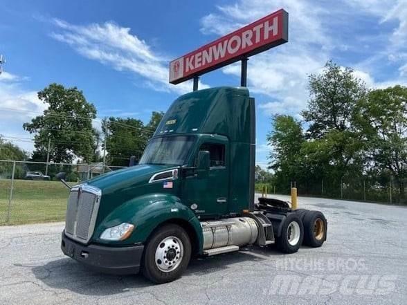 Kenworth T680 Tractores (camiões)