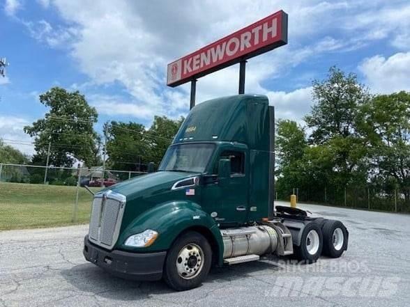 Kenworth T680 Tractores (camiões)