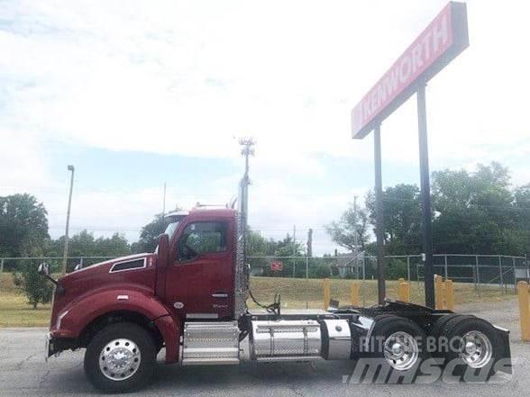Kenworth T880 Tractores (camiões)