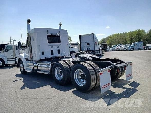 Kenworth T880 Tractores (camiões)