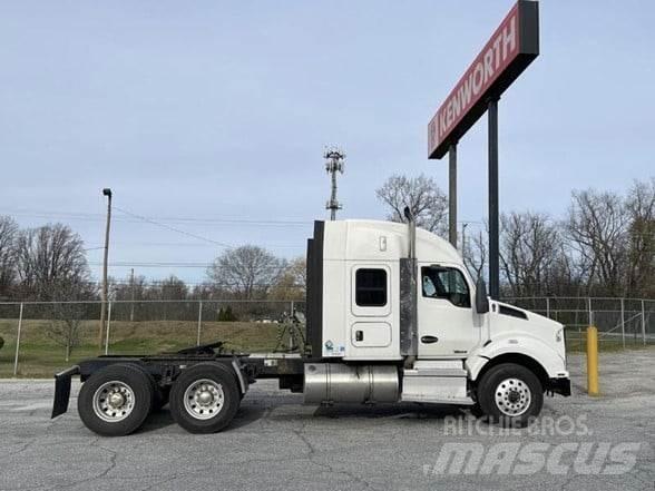 Kenworth T880 Tractores (camiões)