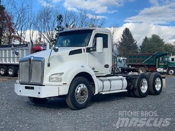 Kenworth T880 Tractores (camiões)