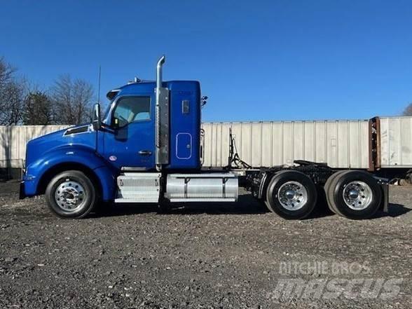 Kenworth T880 Tractores (camiões)
