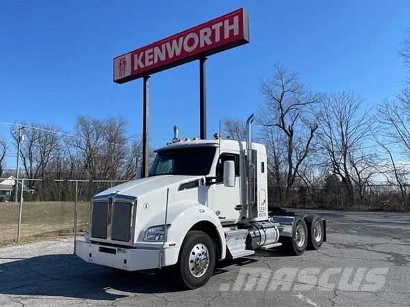 Kenworth T880 Tractores (camiões)