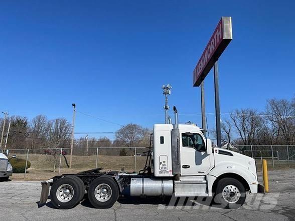 Kenworth T880 Tractores (camiões)