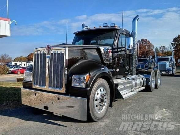 Kenworth W990 Tractores (camiões)