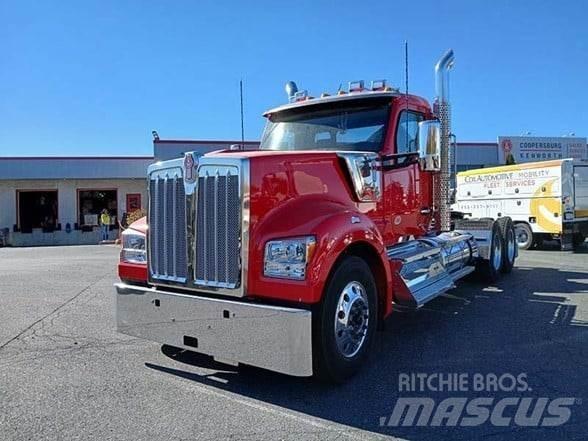 Kenworth W990 Tractores (camiões)