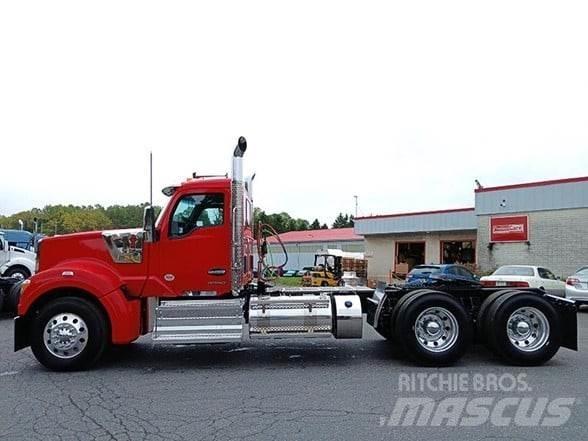 Kenworth W990 Tractores (camiões)