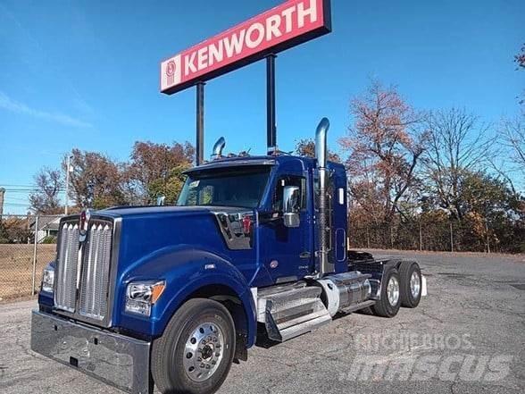 Kenworth W990 Tractores (camiões)