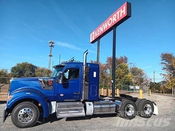 Kenworth W990 Tractores (camiões)