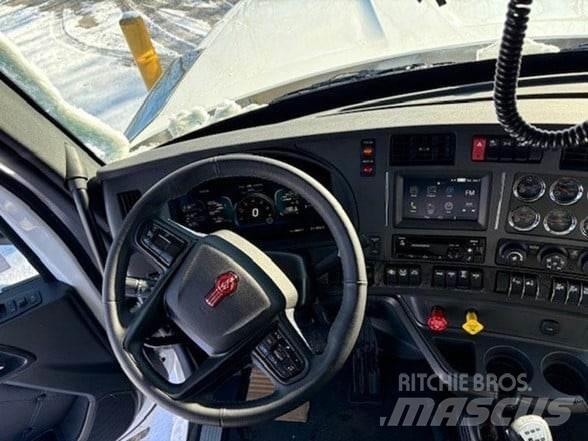 Kenworth W990 Camiões basculantes