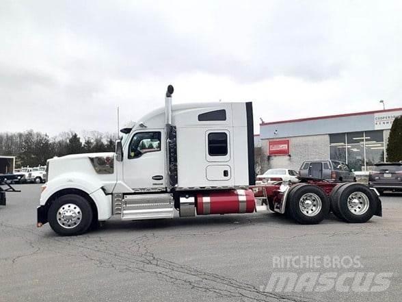 Kenworth W990 Tractores (camiões)