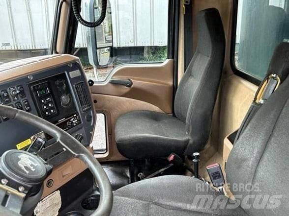 Mack GRANITE GU713 Camiões basculantes