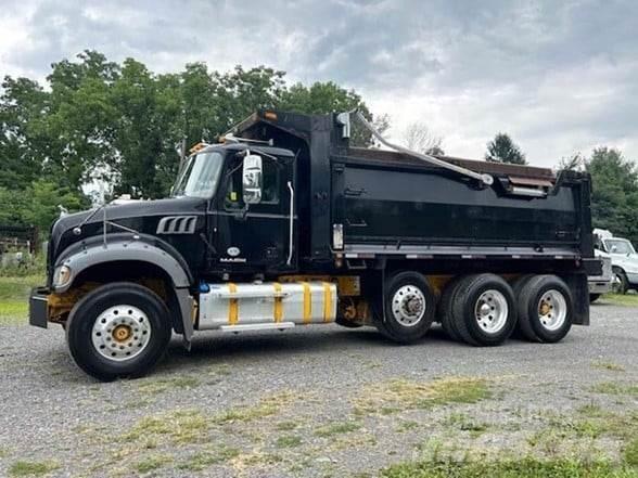 Mack GRANITE GU713 Camiões basculantes