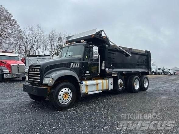 Mack GRANITE GU713 Camiões basculantes