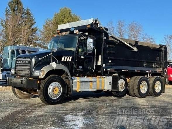 Mack GRANITE GU713 Camiões basculantes