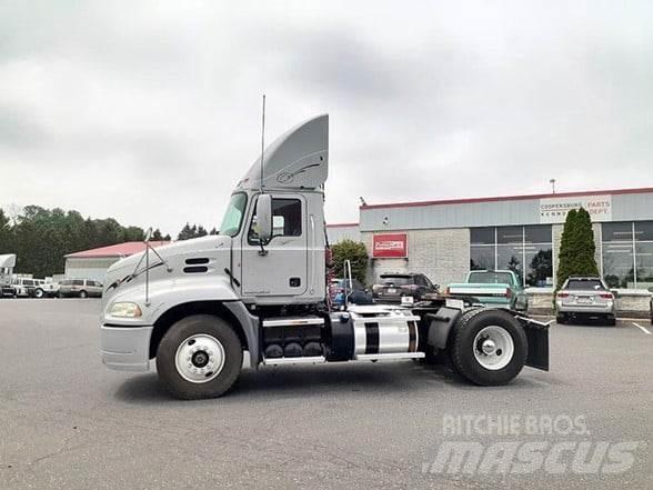 Mack PINNACLE CXU612 Tractores (camiões)