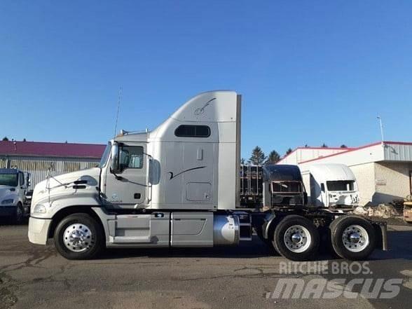 Mack PINNACLE CXU613 Tractores (camiões)