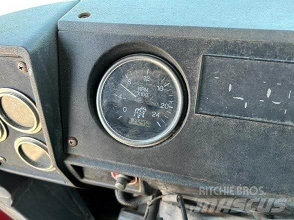 Mack RD688S Camiões basculantes