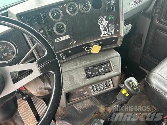 Mack RD688SX Camiões basculantes