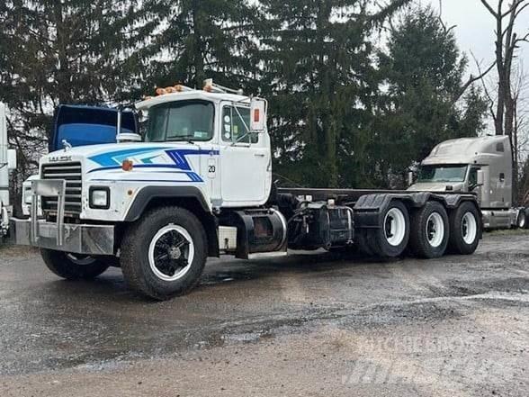 Mack RD690 Camiões de lixo