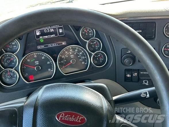 Peterbilt 567 Camiões basculantes