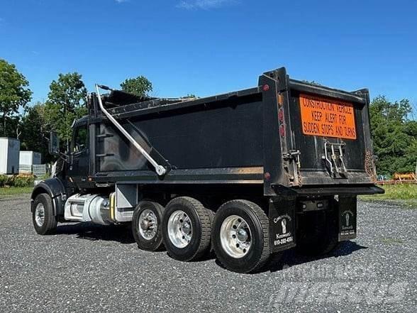 Peterbilt 567 Camiões basculantes